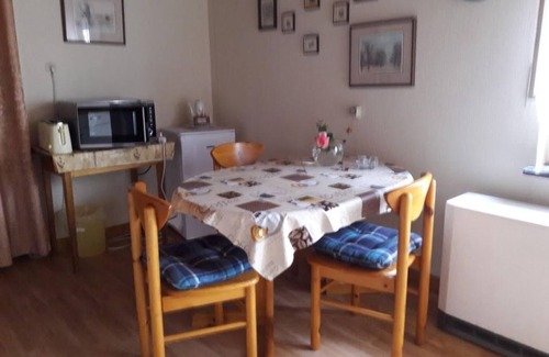 Dieblich Apartment | Vacation apartment Huhn - Holiday apartment with balcony