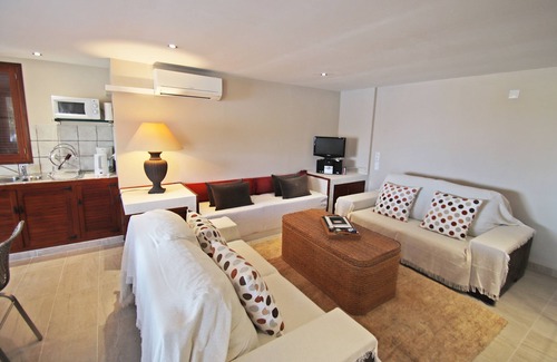 Puerto de Soller Apartment | Vacation Apartment Marbat with Sea & Mountain View, Pool, Wi-Fi