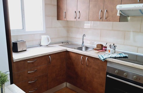 Playa San Juan Apartment | Vacation Apartment 'Apartamento Rosa Beach' with Balcony and Wi-Fi