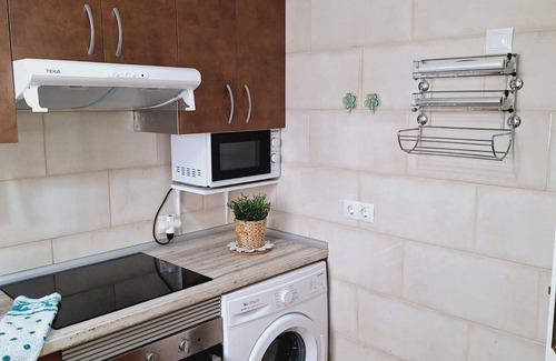 Playa San Juan Apartment | Vacation Apartment 'Apartamento Rosa Beach' with Balcony and Wi-Fi