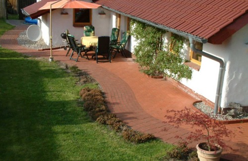 Bodstedt Apartment | Vacation apartment 1 - Holiday home Ostseeräuber
