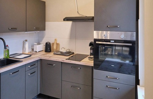 Meiningen Condo | Vacation apartment 1 in the heart of Meiningen, with a view of the theater
