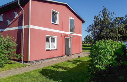 Marlow Apartment | Vacation apartment 1 - Holiday apartments by the stream
