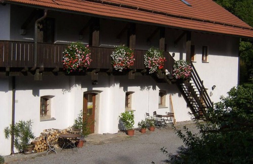Schwarzach Apartment | Vacation apartment (80sqm) with balcony and fireplace