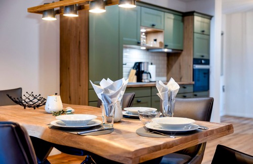 Monkebull Apartment | Vacation apartment/apartment for 6 guests with 80m² in Langenhorn (296518)