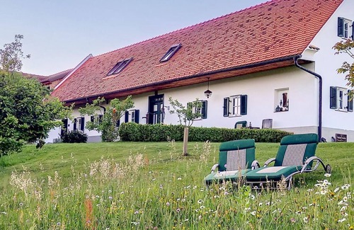 Feldbach Apartment | Vacation apartment "Am Heuboden" - Sonnenhaus Grandl