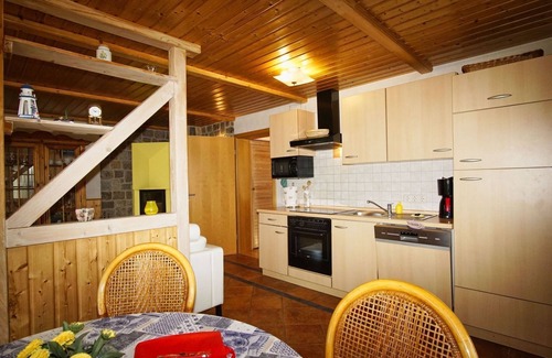 Wiek House | Vacation apartment close to the beach with sea view - Ferienhaus Strandlatscher FeWo 02 -
