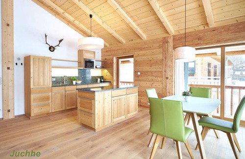 Oberammergau Apartment | Vacation apartments in the mountains - Holiday apartment Alpenchic (2 bedrooms)