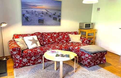 Kabelhorst Apartment | Vacation apartment by the swimming pool with terrace and garden