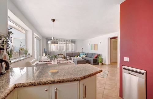 Los Realejos Apartment | Vacation Apartment 'Apartment Seaside' with Sea View, Wi-Fi and Air Conditioning