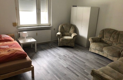 Burbach Apartment | Vacation apartment for the whole team directly on the A45 highway