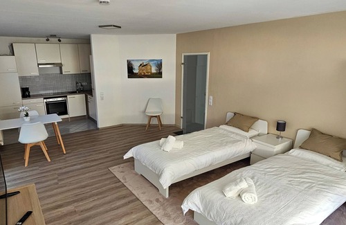 Vockenhausen Apartment | Vacation apartment / furnished living / apartment / fitter's room / up to 2 persons