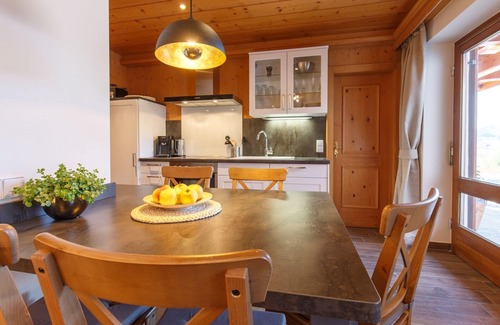 Sankt Valentin Apartment | Vacation apartment Hochfelln 70 sqm, 2 sep. Bedroom, 1 living room, terrace, max. 4 pers.