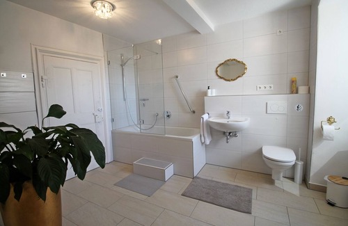 Schrozberg Apartment | Vacation apartment Hofratshaus, 90 sqm, 2 bedrooms, max. 4 persons