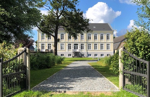 Steinberg Apartment | Vacation Apartment Herrenhaus I - Vacation Apartments Herrenhaus Gut Oestergaard