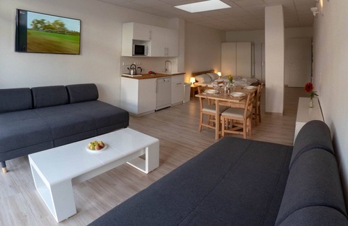 Sanderau House | Vacation apartment in Würzburg city on the ground floor with terrace including parking spaces