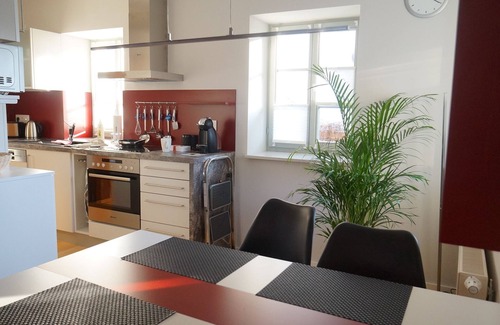 Tiefurt Apartment | Vacation apartment in Weimar "Haus Constantin"