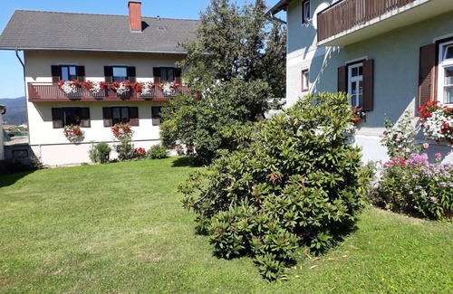 Strallegg Apartment | Vacation apartment main house - Holiday apartment Wiener