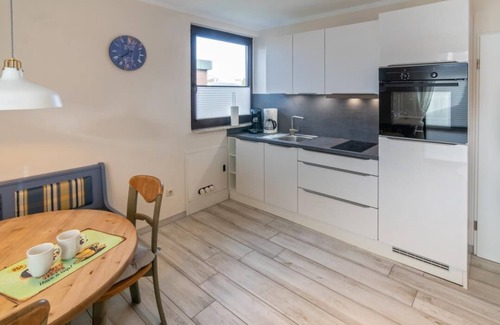 Norddeich Apartment | Vacation apartment Mientje
