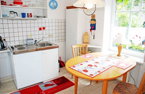 Seedorf Apartment | Vacation apartment Mohnblume with lake view and terrace - Appartementhaus zur