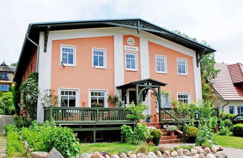 Seedorf Apartment | Vacation apartment Mohnblume with lake view and terrace - Appartementhaus zur