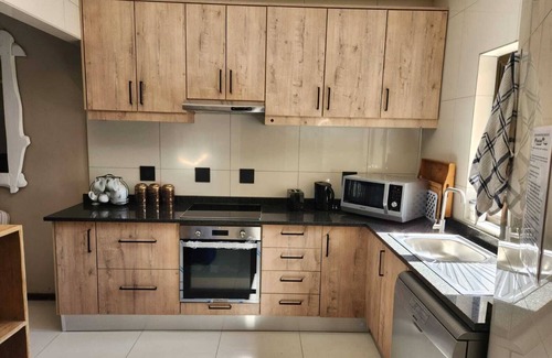 Margate Apartment | Vacation apartment on the south coast of South Africa, swim in the Indian Ocean in 2 minutes