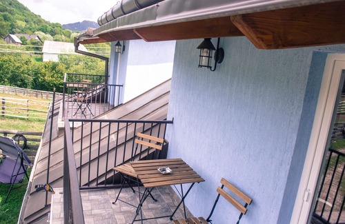 Viseu de Sus House | Vacation apartment on a farm