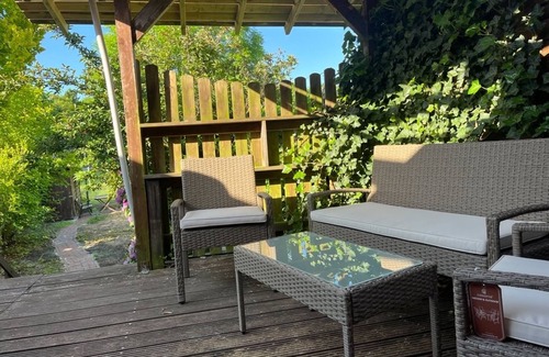 Weener Apartment | Vacation apartment Tjalk - Holiday apartments Hafenkabinett, 25529