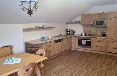 Goessl Apartment | Vacation apartment Veronika - Holiday apartment
