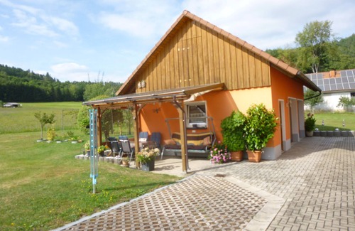 Ahorntal Apartment | Vacation apartment Volsbach