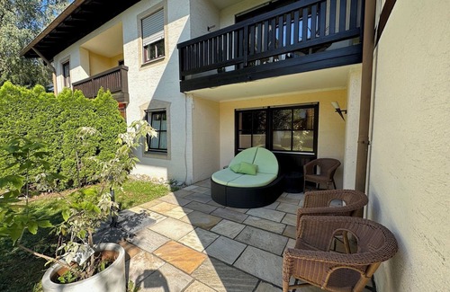 Pidingerau Apartment | Vacation apartment with terrace and garden