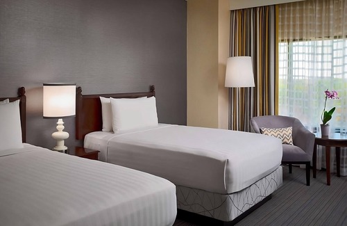 Gwinnett Place Resort | Vacation Day Is Always A Great Idea! 2 Wonderful units to relax and enjoy
