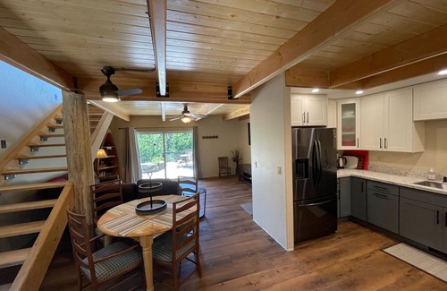 Willow Point House | Vacation Family Home. 180 view of Beautiful Lake Chelan. Private backyard.