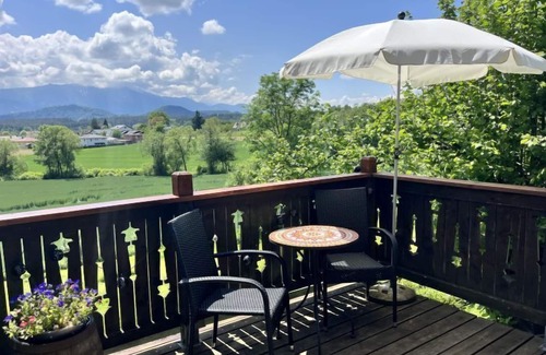 Velden am Worther See House | Vacation home Reserl by Interhome