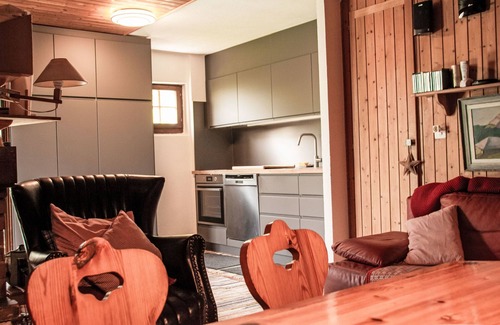 Moleson House | Vacation home Henri by Interhome
