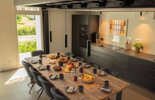 Netphen Apartment | Vacation home (150sqm) for 10 people