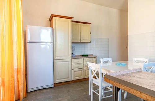 Torre Ovo House | Vacation Home "Appartamento Delle Sirene" with Sea View, Private Terrace & Wi-Fi