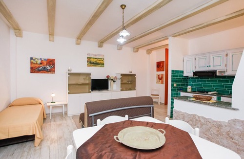 Agrustos House | Vacation Home "Bilo Mare 2" with Sea View, Private Terrace & Wi-Fi