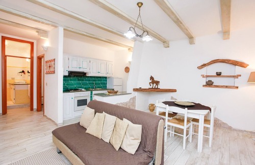 Agrustos House | Vacation Home "Bilo Mare 2" with Sea View, Private Terrace & Wi-Fi