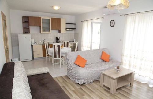 Sibenik House | Vacation home Bobijevi dvori