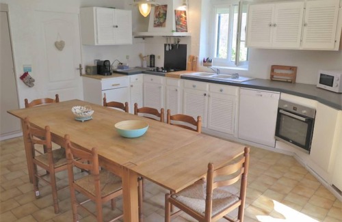 Begadan House | Vacation home Céline by Interhome