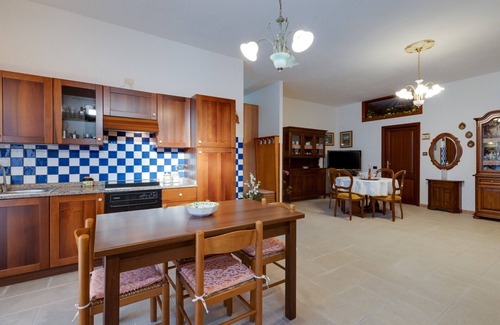 Bosa Historic Centre House | Vacation Home 'Casa Vacanze Maria' with Private Terrace