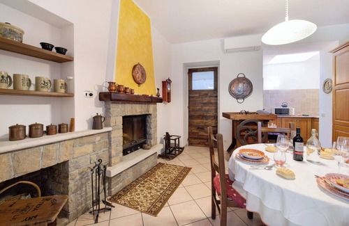 Villongo House | Vacation Home "Cascina Nonna Nina" with Private Terrace and 2 Balconies