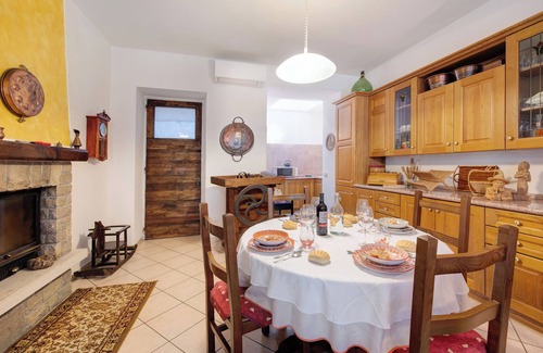 Villongo House | Vacation Home "Cascina Nonna Nina" with Private Terrace and 2 Balconies