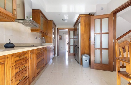 Galdar House | Vacation Home 'Chalet Vacacional El Agujero' with Sea View, Private Pool and Wi-Fi