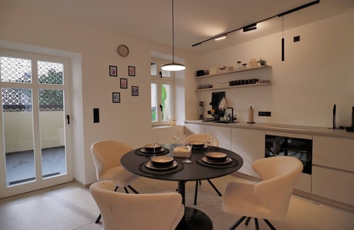 Altstadt House | Vacation home directly on the Moselle in Trier. New building for 6 people with parking space