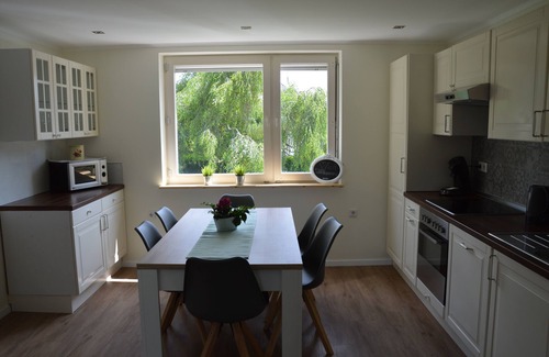 Birgel House | Vacation home Eifel-Charme with sauna & bathtub
