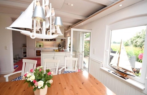 Augustenhof House | Vacation home for 8 guests with 220m² in Heringsdorf (286305)