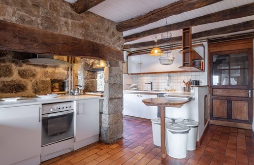 Gluiras House | Vacation Home "Gîte De Chapelèche Châtaigniers 7 P" with Private Terrace & Wi-Fi