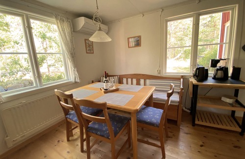Vimmerby House | Vacation home Grimsebo in an idyllic secluded location - pure nature!